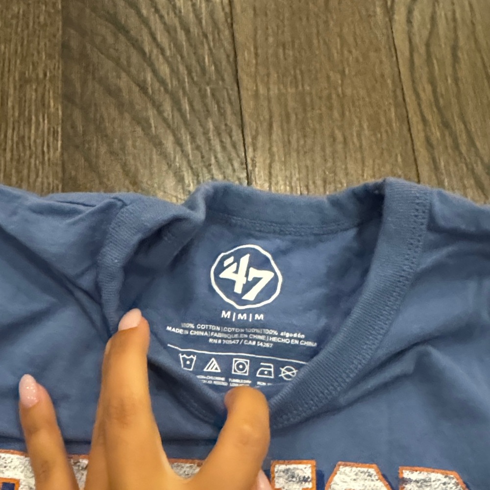Blue New York Knicks Basketball Tee - Picture 3 of 4